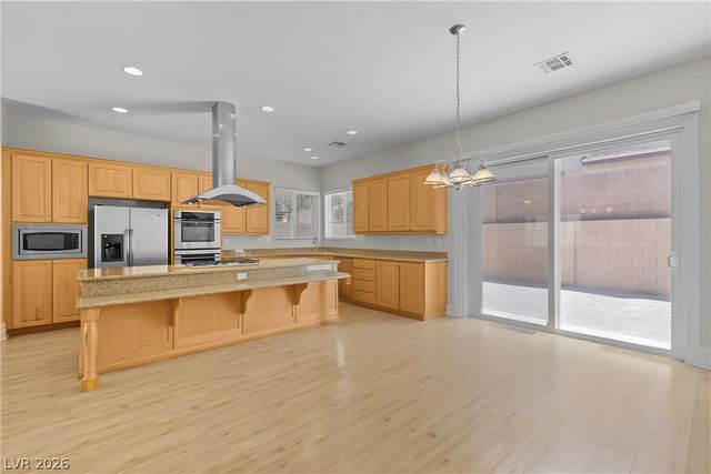211 Crooked Putter Drive, Las Vegas, NV 89148