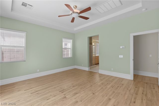211 Crooked Putter Drive, Las Vegas, NV 89148