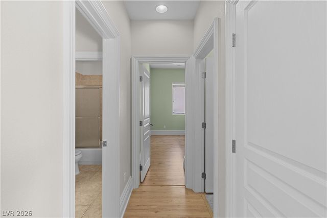 211 Crooked Putter Drive, Las Vegas, NV 89148