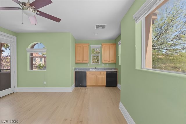211 Crooked Putter Drive, Las Vegas, NV 89148