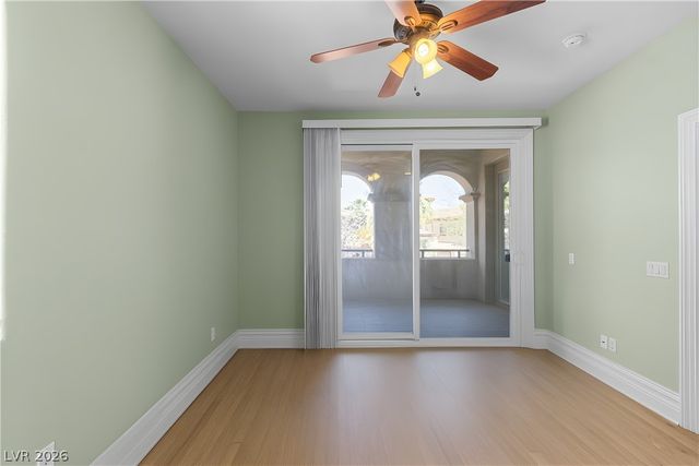 211 Crooked Putter Drive, Las Vegas, NV 89148