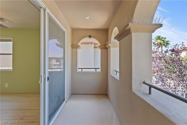211 Crooked Putter Drive, Las Vegas, NV 89148