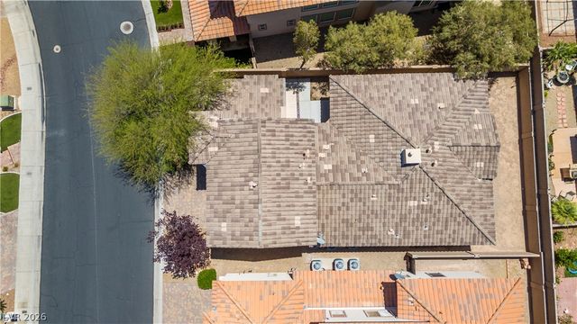 211 Crooked Putter Drive, Las Vegas, NV 89148