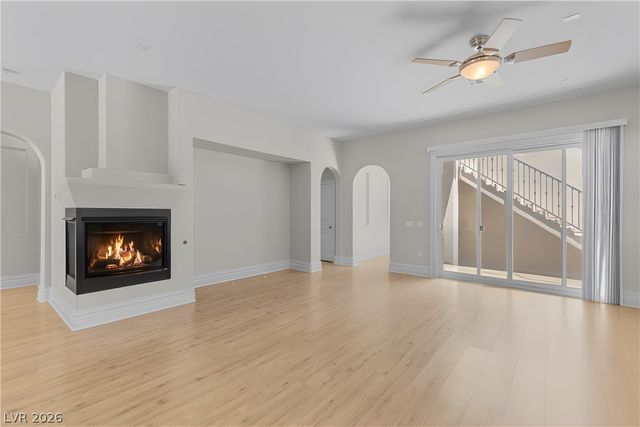 211 Crooked Putter Drive, Las Vegas, NV 89148