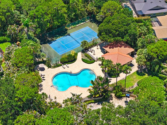 5794 Lonewood Court, Jupiter, FL 33458