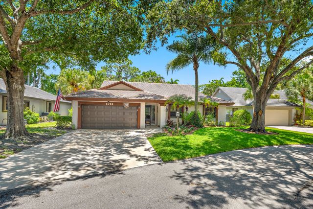 5794 Lonewood Court, Jupiter, FL 33458