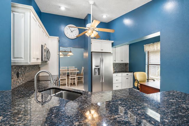 5794 Lonewood Court, Jupiter, FL 33458