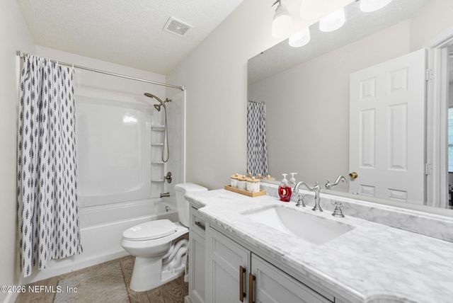 1586 CRABAPPLE COVE Court, Jacksonville, FL 32225