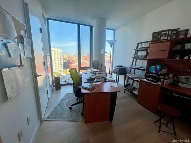 13101 40th Road 18A, Flushing, NY 11354