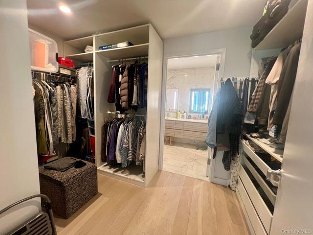 13101 40th Road 18A, Flushing, NY 11354