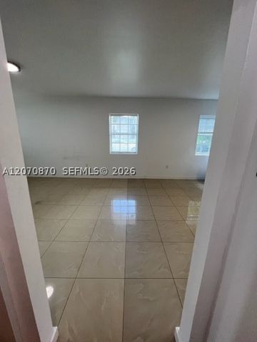 1945 Marseille Dr 1, Miami Beach, FL 33141