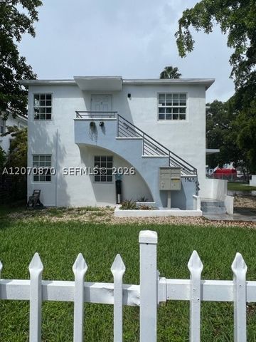 1945 Marseille Dr 1, Miami Beach, FL 33141