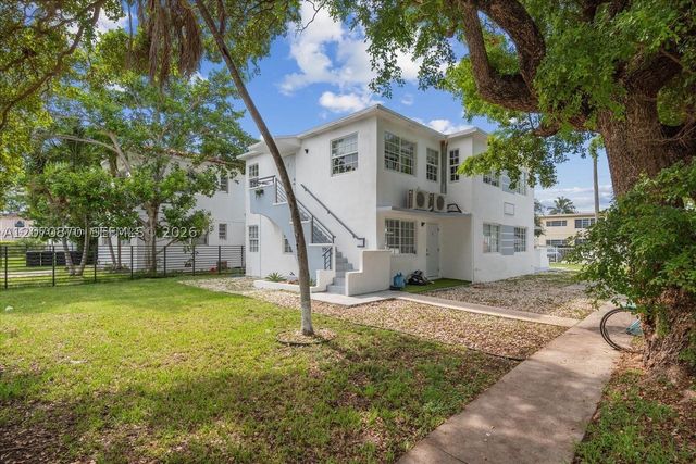 1945 Marseille Dr 1, Miami Beach, FL 33141