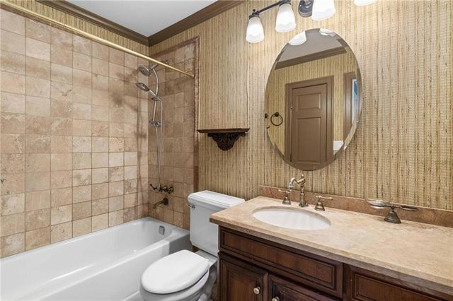 1176 Weatherstone Drive NE, Atlanta, GA 30324