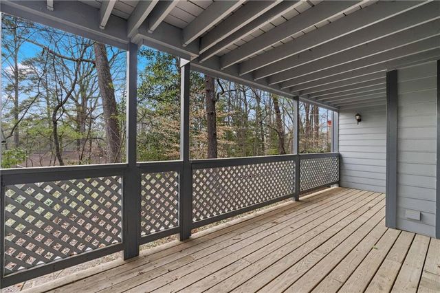 1176 Weatherstone Drive NE, Atlanta, GA 30324