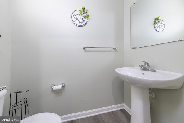 41 SOUTHWIND DR, Blackwood, NJ 08012
