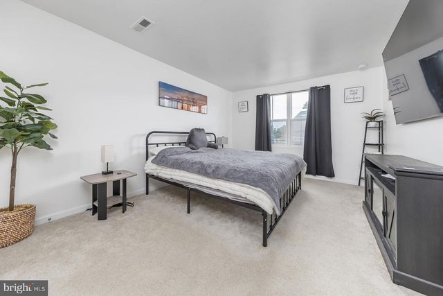 41 SOUTHWIND DR, Blackwood, NJ 08012