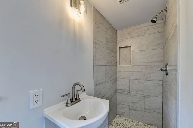 85 Georgia Road, Covington, GA 30016