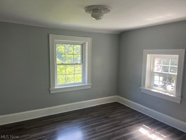 140 South Street NW, Navarre, OH 44662