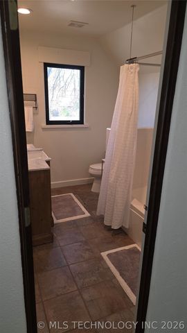 10501 S 129th East Avenue, Broken Arrow, OK 74011