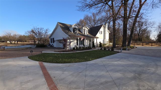 10501 S 129th East Avenue, Broken Arrow, OK 74011