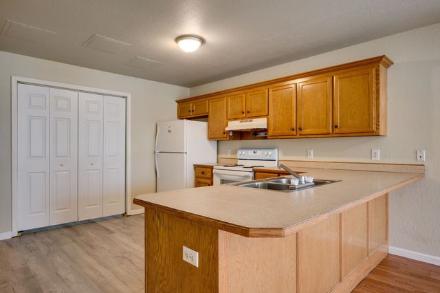 103 Parker Avenue, Waverly, TN 37185