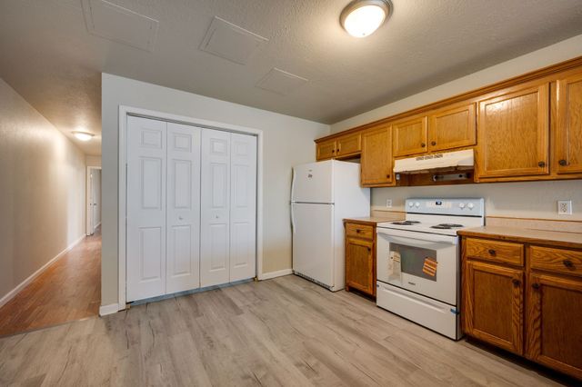103 Parker Avenue, Waverly, TN 37185