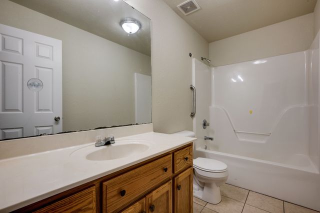 103 Parker Avenue, Waverly, TN 37185