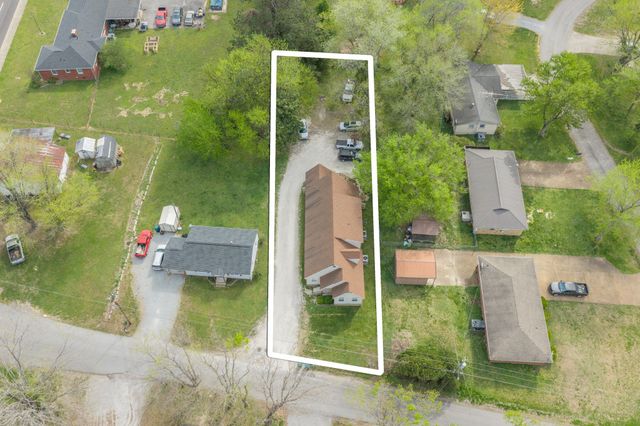 103 Parker Avenue, Waverly, TN 37185