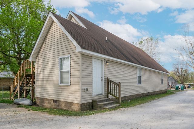 103 Parker Avenue, Waverly, TN 37185