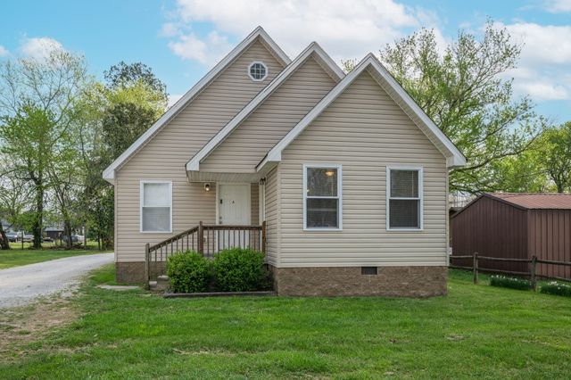 103 Parker Avenue, Waverly, TN 37185