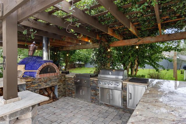 2201 COVE COURT, Longwood, FL 32779
