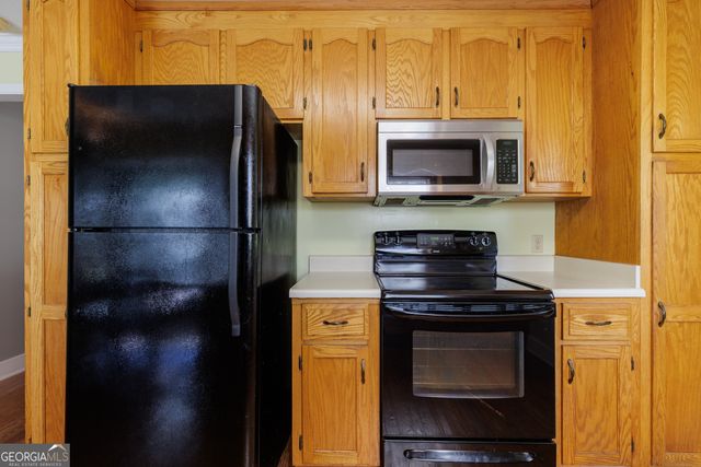 2303 S Sherwood Drive, Valdosta, GA 31602