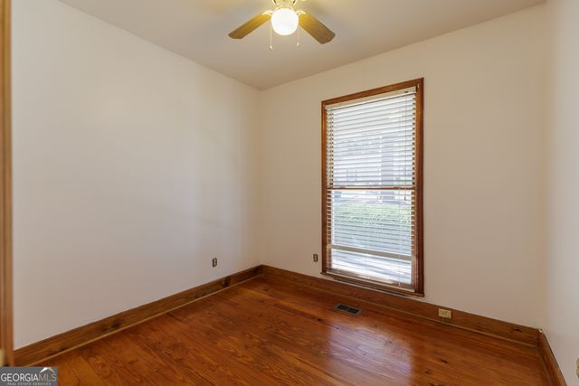 2303 S Sherwood Drive, Valdosta, GA 31602