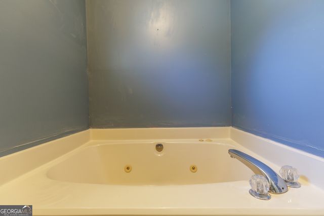 2303 S Sherwood Drive, Valdosta, GA 31602