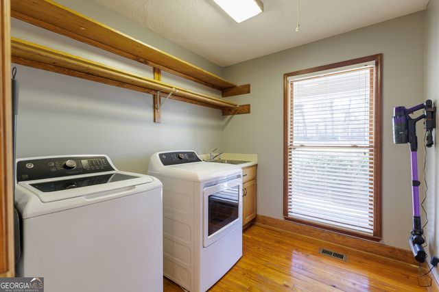 2303 S Sherwood Drive, Valdosta, GA 31602