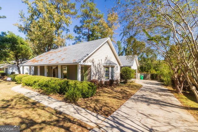 2303 S Sherwood Drive, Valdosta, GA 31602