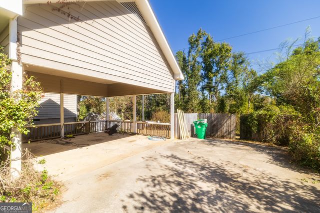 2303 S Sherwood Drive, Valdosta, GA 31602