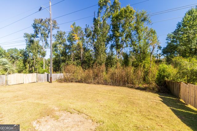 2303 S Sherwood Drive, Valdosta, GA 31602