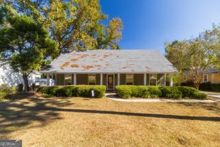 2303 S Sherwood Drive, Valdosta, GA 31602