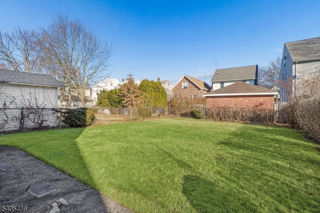 36 Fritz St, Bloomfield Twp., NJ 07003