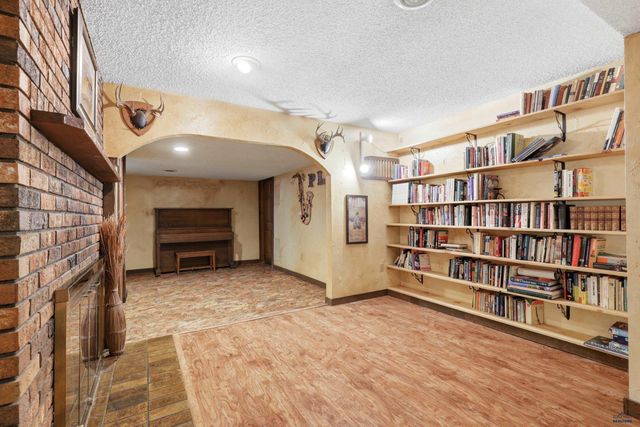 3115 STOCKADE DR, Rapid City, SD 57702