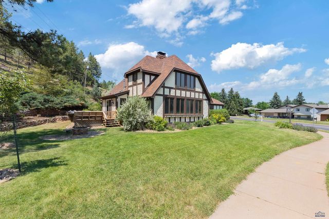 3115 STOCKADE DR, Rapid City, SD 57702