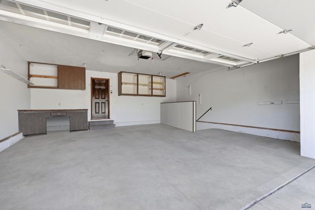 3115 STOCKADE DR, Rapid City, SD 57702