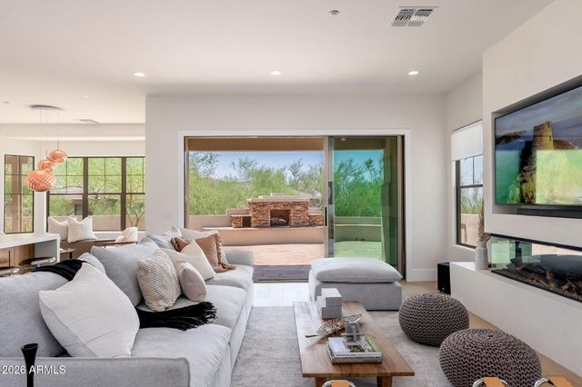 11477 E Raintree Drive, Scottsdale, AZ 85255
