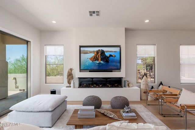 11477 E Raintree Drive, Scottsdale, AZ 85255