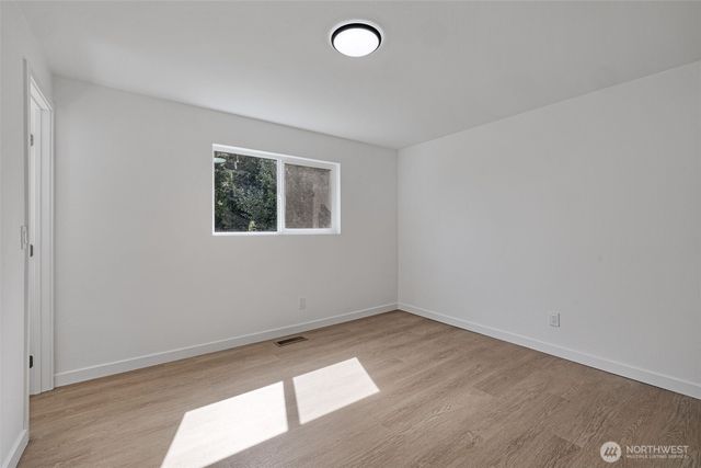 6325 S Eddy Court, Seattle, WA 98118