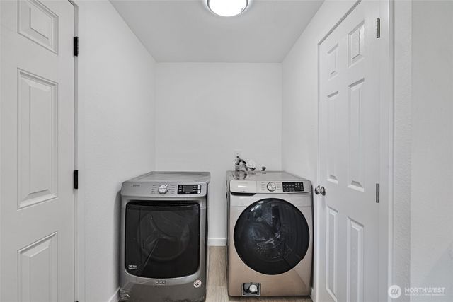 6325 S Eddy Court, Seattle, WA 98118