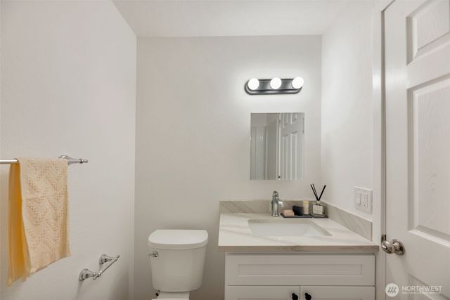 6325 S Eddy Court, Seattle, WA 98118