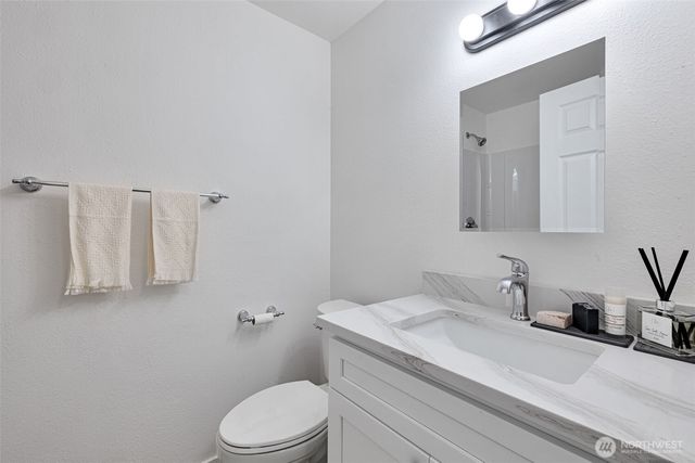 6325 S Eddy Court, Seattle, WA 98118